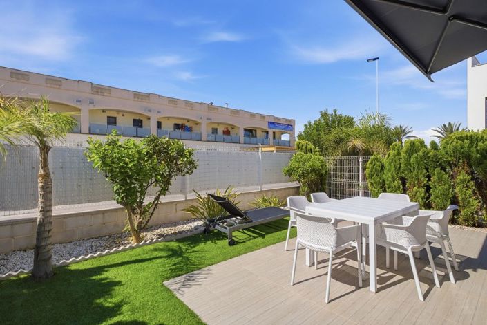 Image No.6-3 Bed Villa for sale