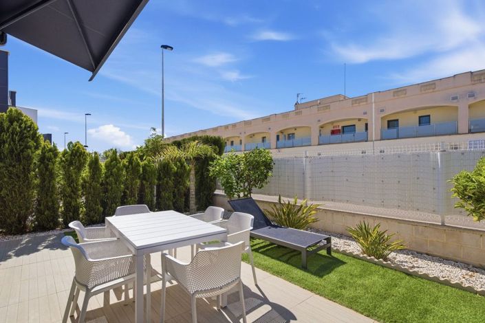 Image No.7-3 Bed Villa for sale