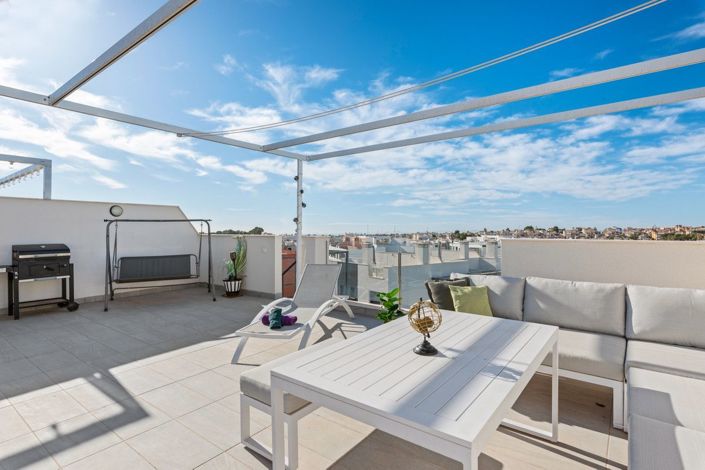 Image No.27-2 Bed Apartment for sale