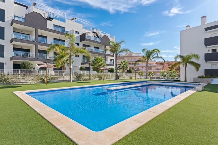 Image No.32-2 Bed Apartment for sale