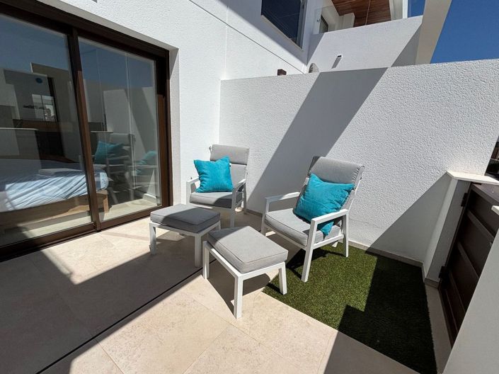 Image No.16-2 Bed Apartment for sale