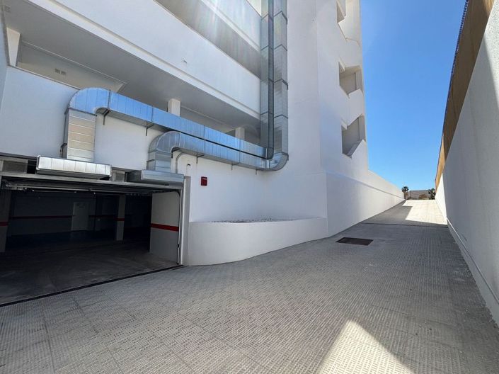 Image No.35-2 Bed Apartment for sale