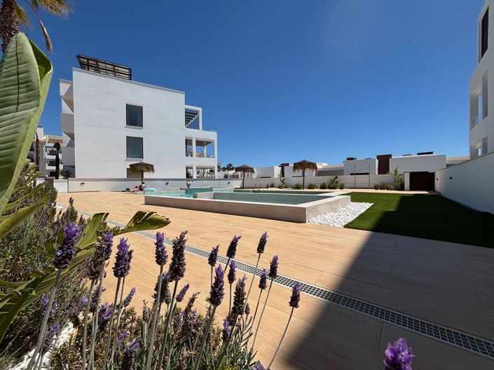 Image No.47-2 Bed Apartment for sale