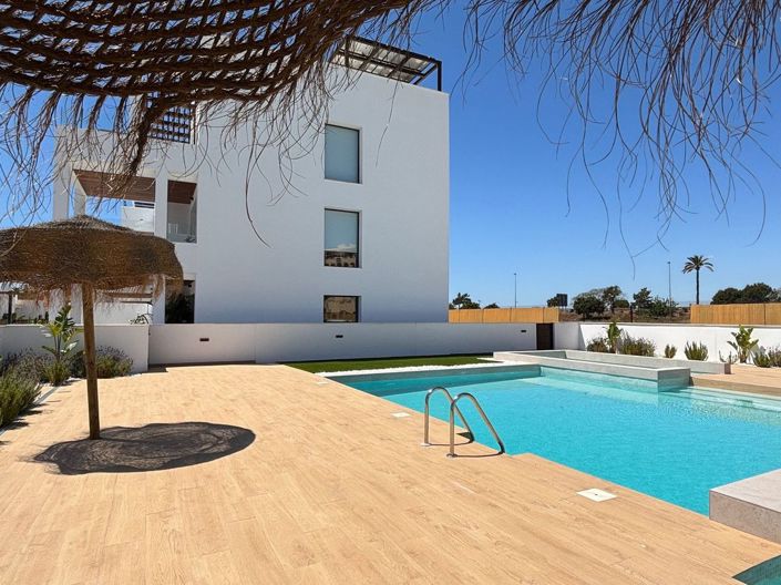 Image No.49-2 Bed Apartment for sale