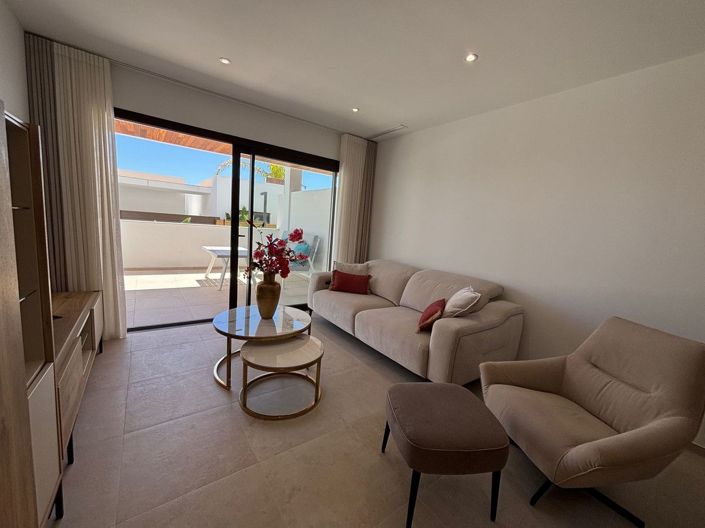 Image No.7-2 Bed Apartment for sale