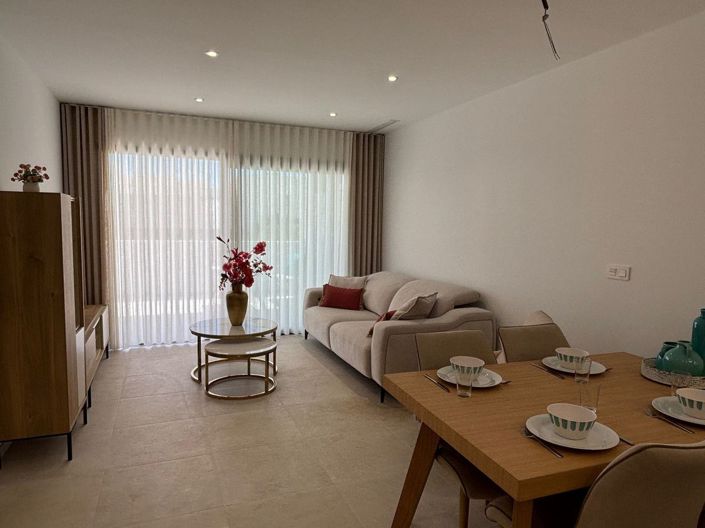 Image No.8-2 Bed Apartment for sale
