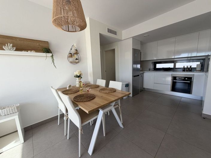 Image No.16-2 Bed Apartment for sale
