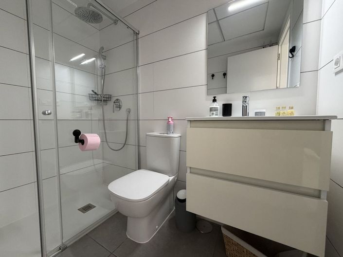 Image No.30-2 Bed Apartment for sale