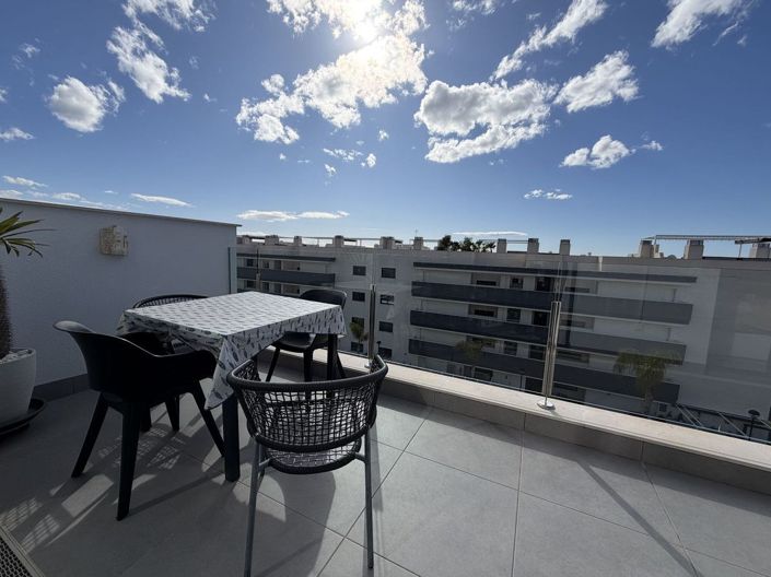 Image No.31-2 Bed Apartment for sale