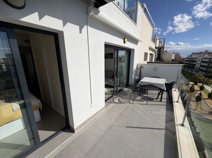 Image No.33-2 Bed Apartment for sale