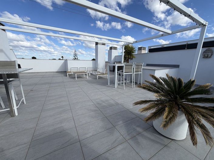 Image No.34-2 Bed Apartment for sale