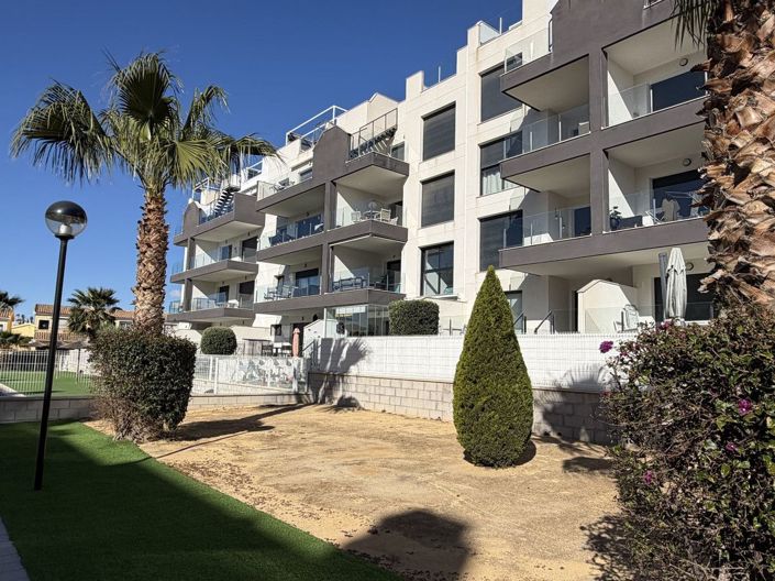 Image No.4-2 Bed Apartment for sale