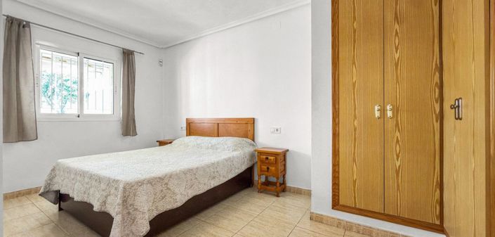Image No.23-3 Bed Apartment for sale