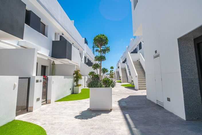 Image No.2-3 Bed Apartment for sale