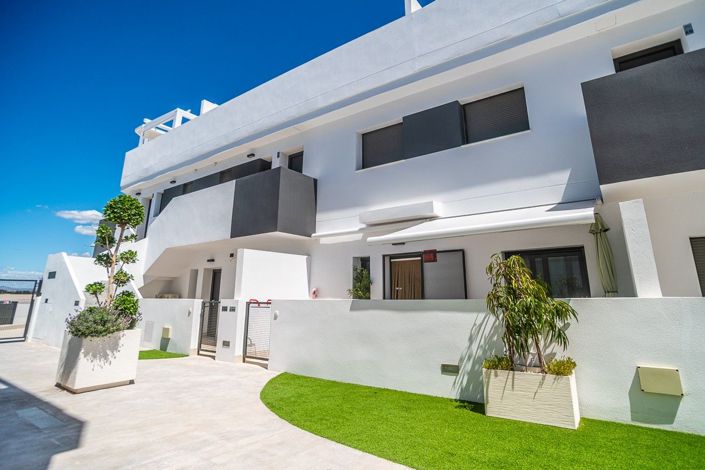 Image No.3-3 Bed Apartment for sale