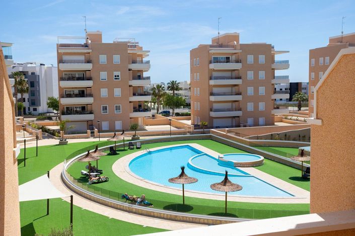Image No.10-3 Bed Apartment for sale