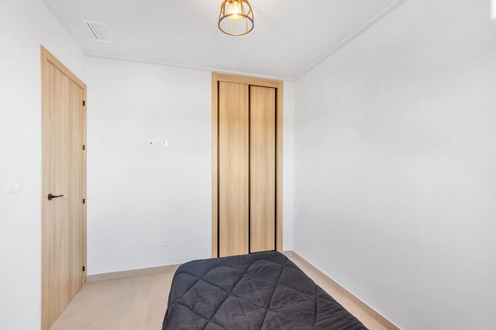 Image No.16-3 Bed Apartment for sale
