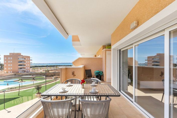 Image No.21-3 Bed Apartment for sale