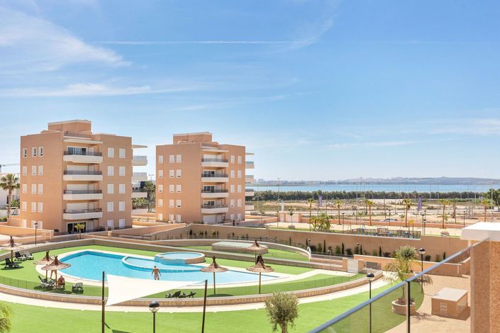 Image No.22-3 Bed Apartment for sale