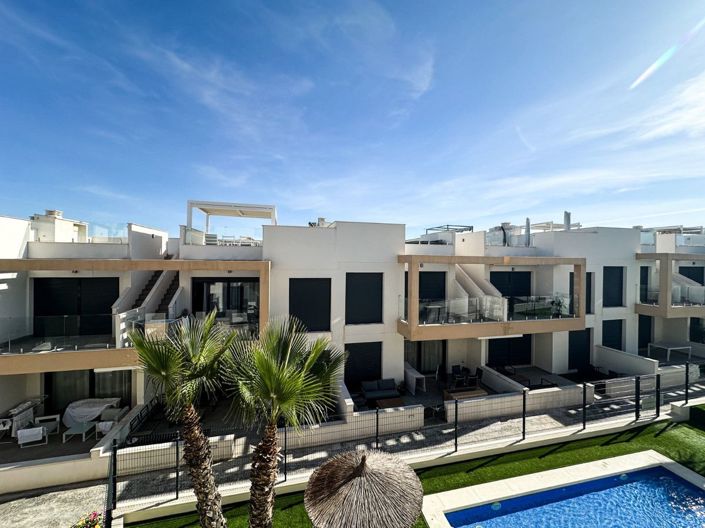 Image No.27-Villa de 2 chambres à vendre à Orihuela Costa