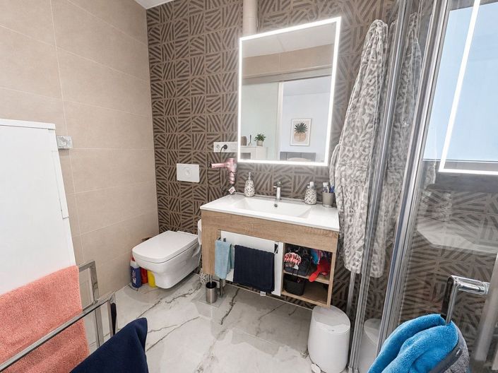 Image No.14-2 Bed Apartment for sale