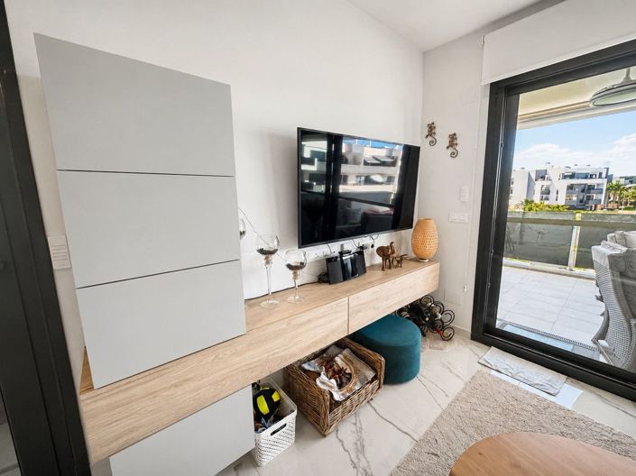 Image No.6-2 Bed Apartment for sale