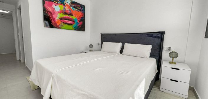 Image No.11-3 Bed Apartment for sale
