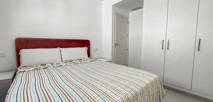 Image No.14-3 Bed Apartment for sale
