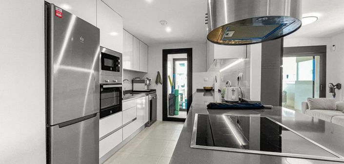 Image No.8-3 Bed Apartment for sale