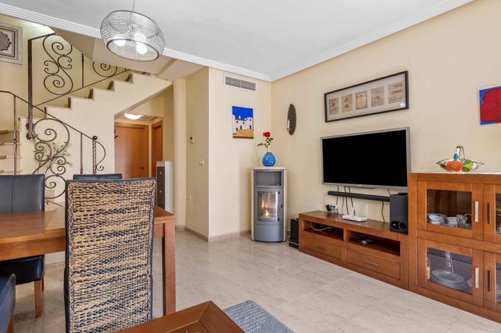 Image No.12-3 Bed House for sale