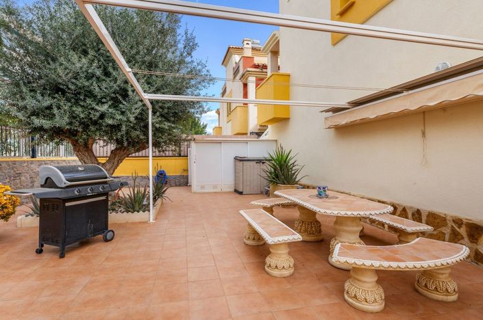 Image No.27-3 Bed House for sale