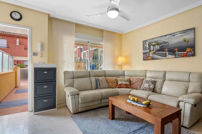 Image No.7-3 Bed House for sale