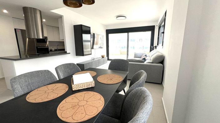 Image No.3-3 Bed Apartment for sale
