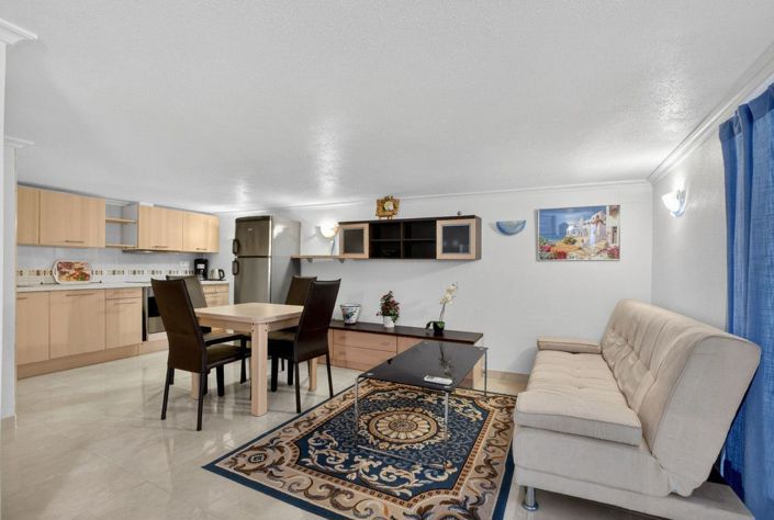 Image No.26-4 Bed House for sale