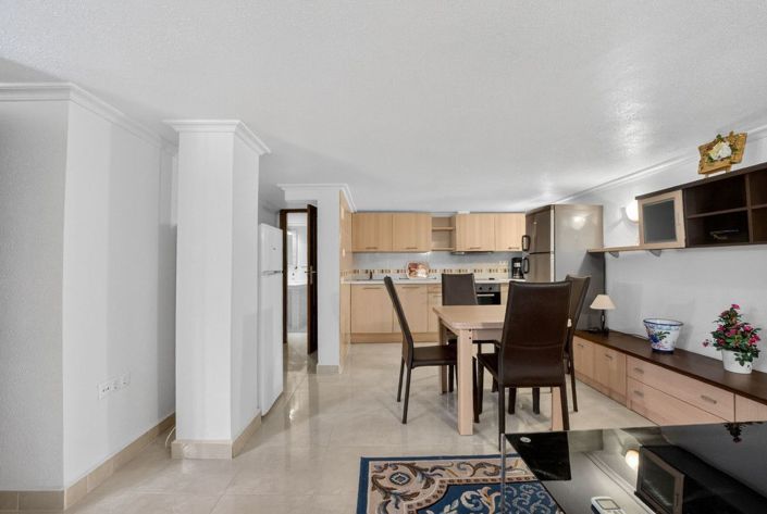 Image No.27-4 Bed House for sale