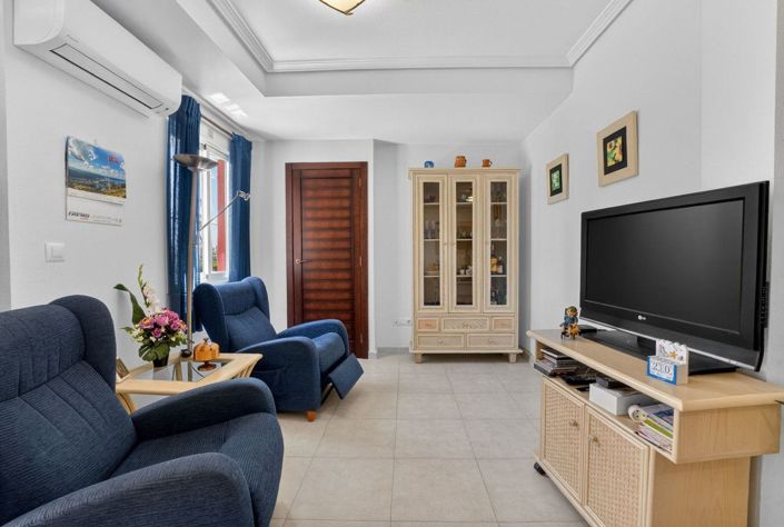 Image No.7-4 Bed House for sale