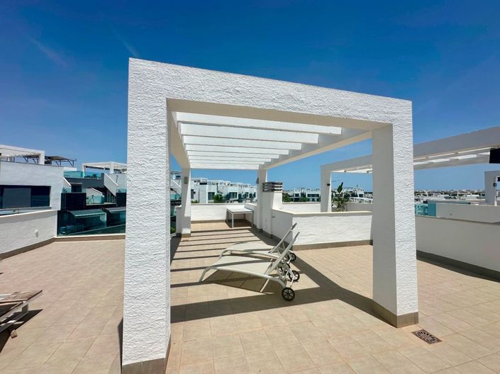 Image No.28-3 Bed Apartment for sale