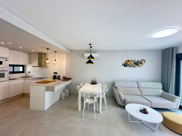 Image No.9-3 Bed Apartment for sale