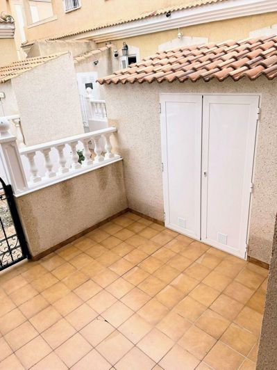 Image No.25-2 Bed Apartment for sale