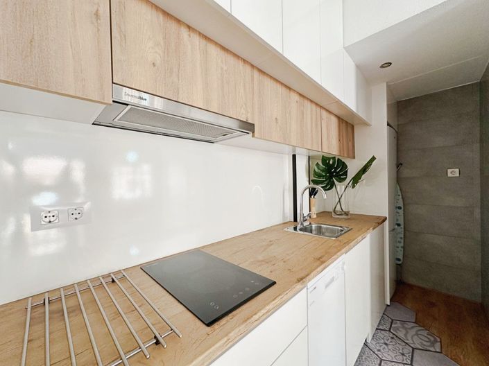 Image No.8-3 Bed House for sale