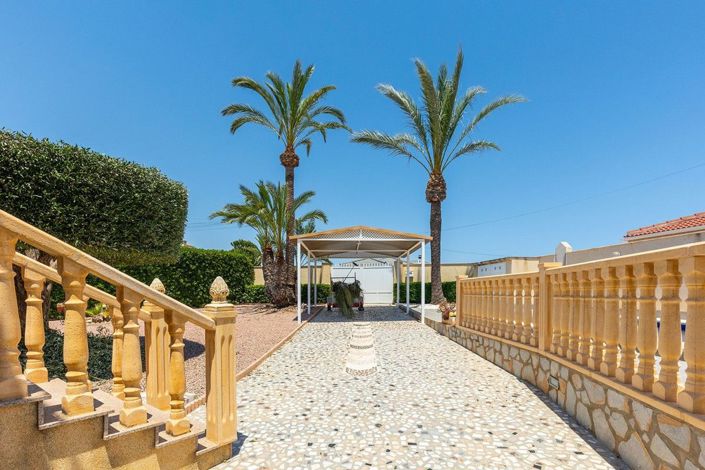 Image No.17-3 Bed Villa for sale