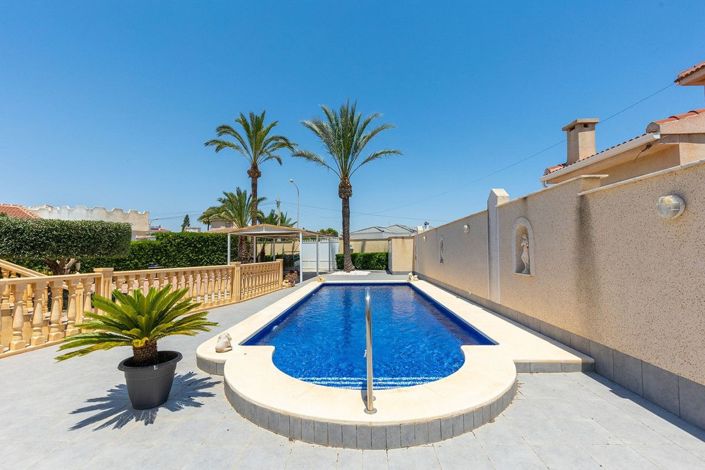 Image No.28-3 Bed Villa for sale