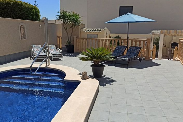 Image No.29-3 Bed Villa for sale