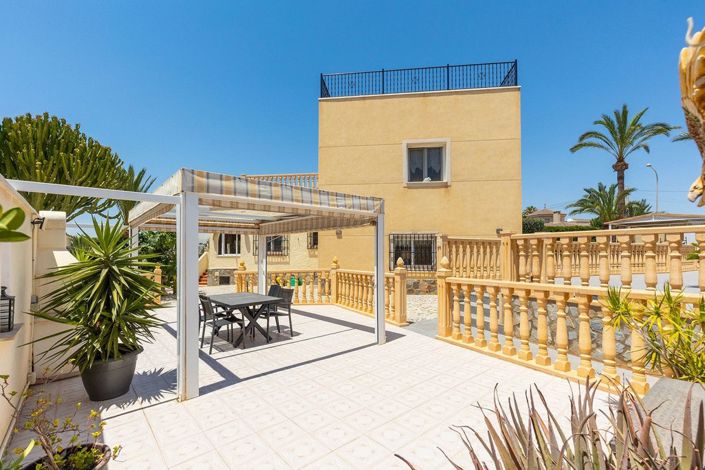 Image No.32-3 Bed Villa for sale