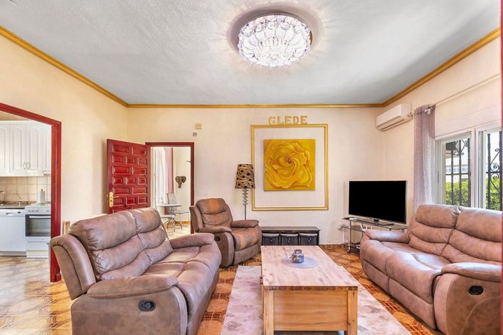 Image No.6-3 Bed Villa for sale