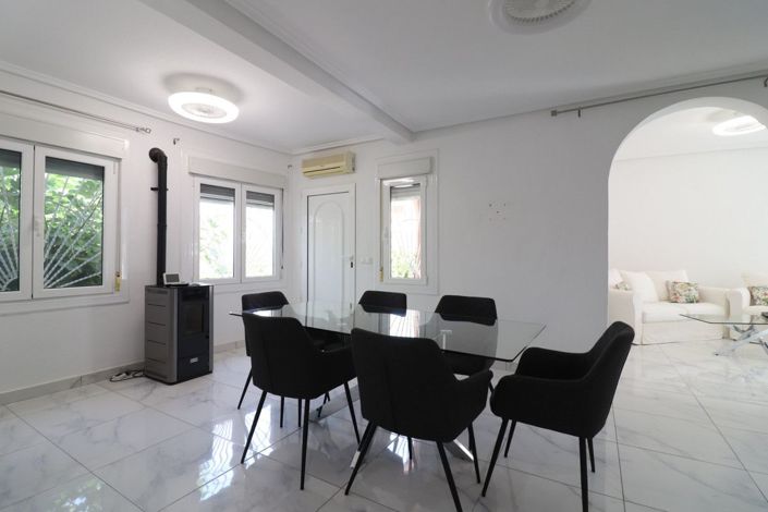 Image No.10-3 Bed Villa for sale