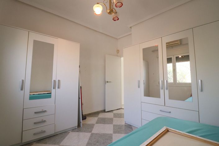 Image No.22-3 Bed Villa for sale