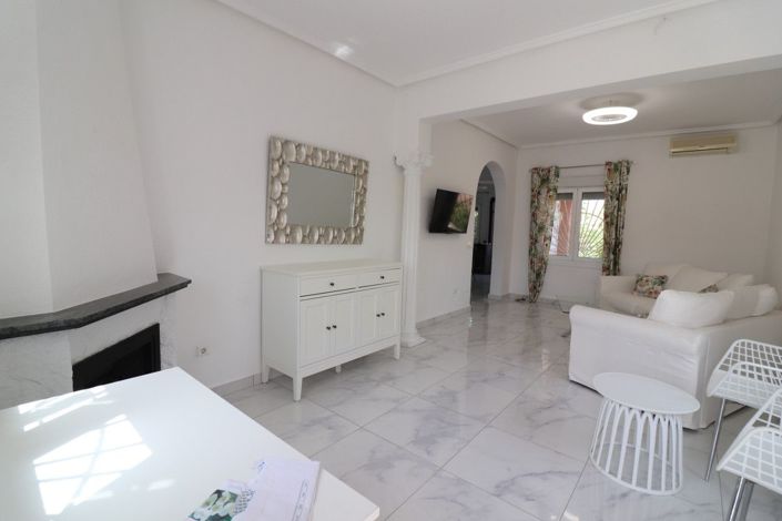 Image No.7-3 Bed Villa for sale