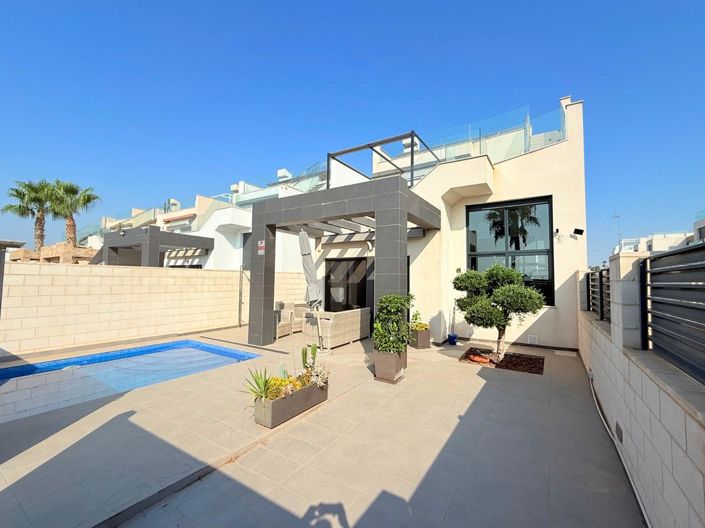 Image No.30-3 Bed Villa for sale