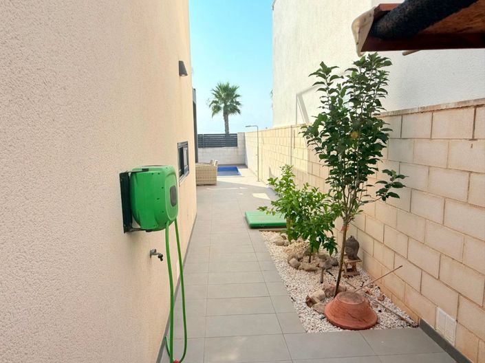 Image No.36-3 Bed Villa for sale